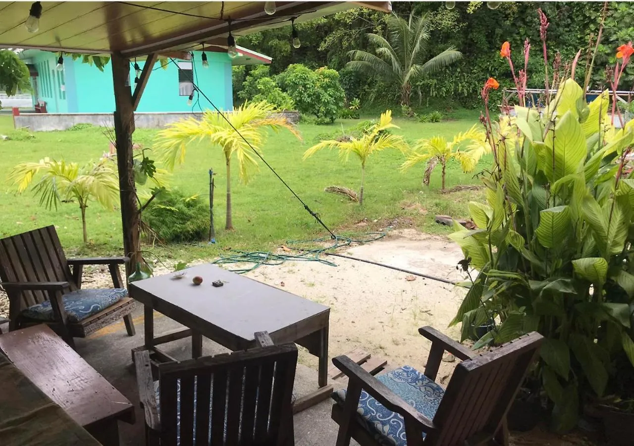 Hostel Alaroots Huahine Haapu Francouzská Polynésie