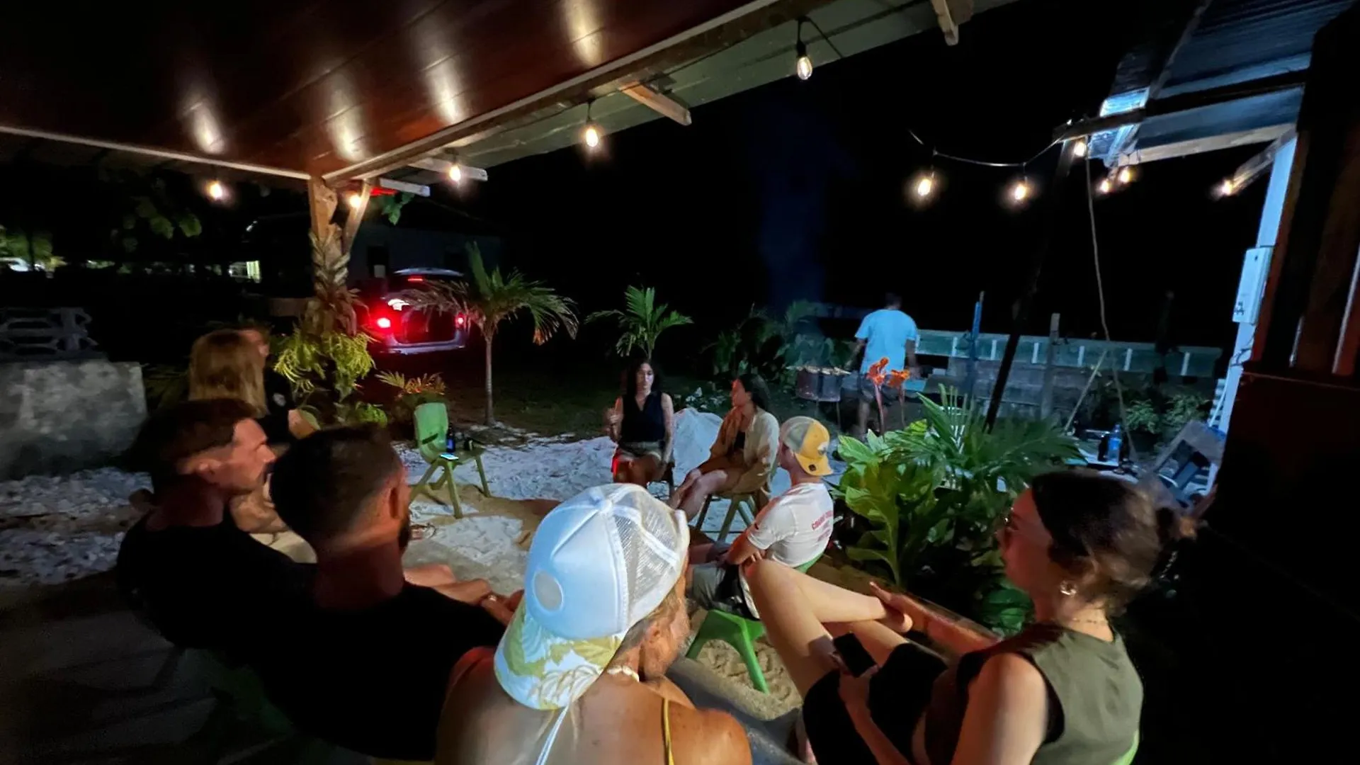 Auberge de jeunesse Alaroots Huahine à Haapu