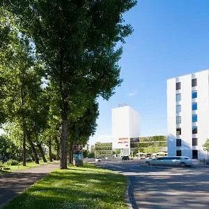 https://hotel-stucki.hotelsbaselswitzerland.com